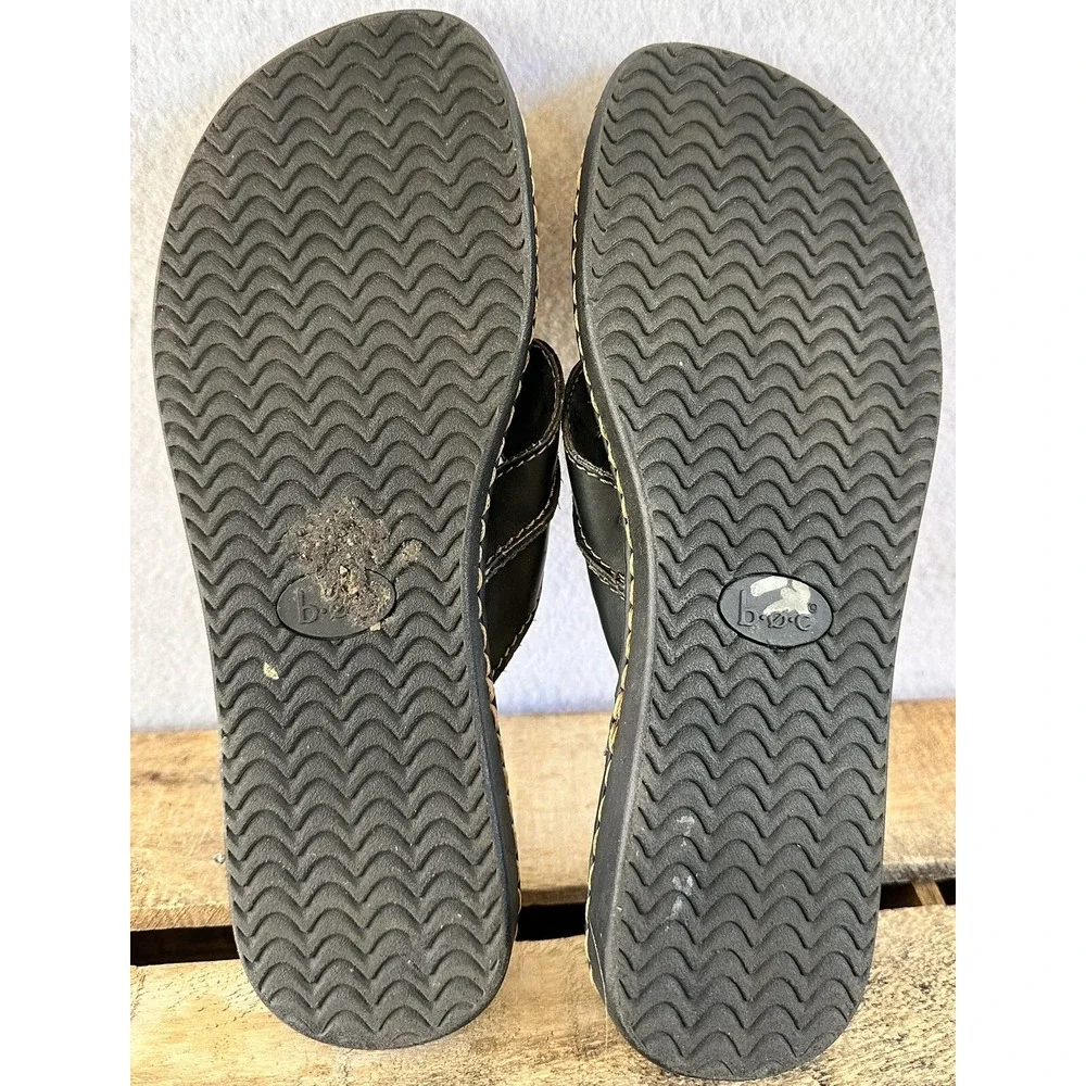 Born Sandals Thong Flip Flops Slides Black Leather Women's 9 M